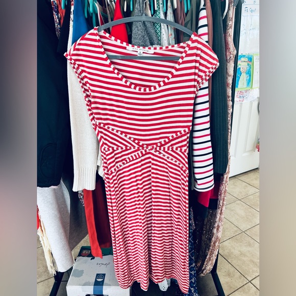 CLEARANCE Max Studio Striped Flowy Dress Orange and Cream - Picture 1 of 3
